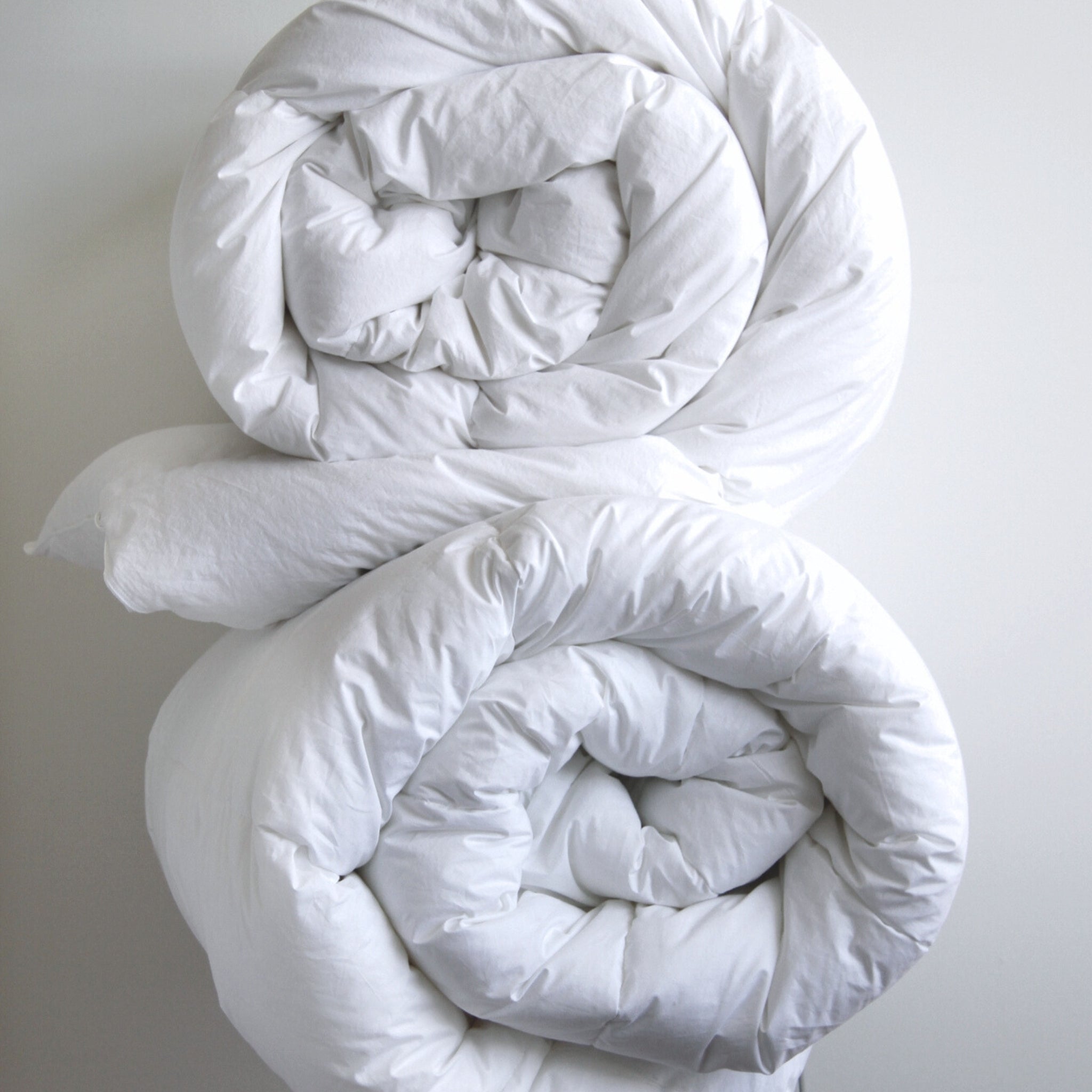 Hutterite Canadian White Down Duvet - All Season Light Weight